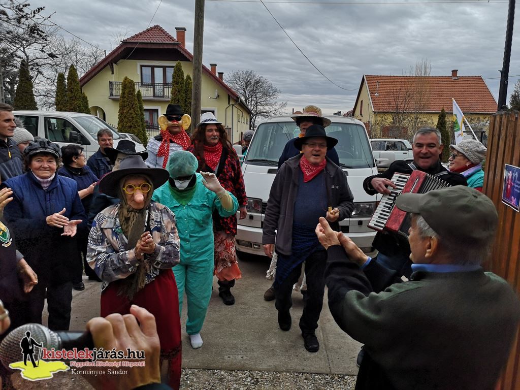 hagyomanyorzo_disznovagas_csengelen_201902_075