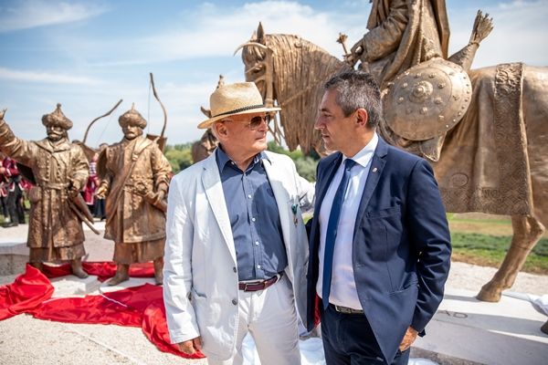 onte_szoborcsoport_avatas_201908_ck