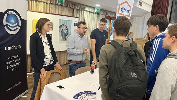 Diákmunka és helyi foglalkoztatási lehetőségek az állásbörzén