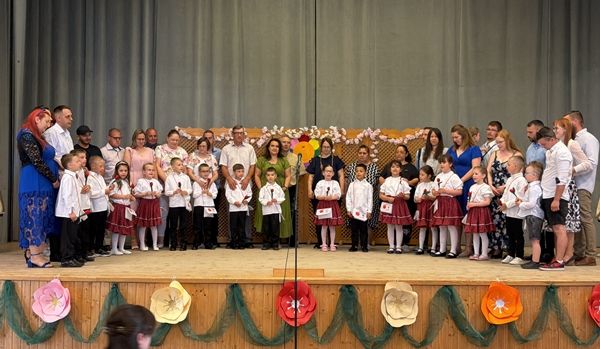 Két csoport ballagott el a Hétszínvirág óvodából