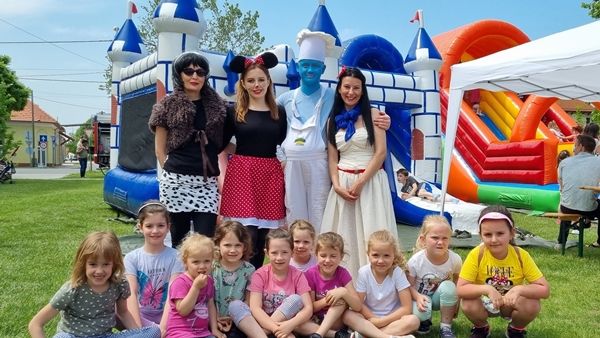 Igazi mesehősök a kisteleki gyereknapon