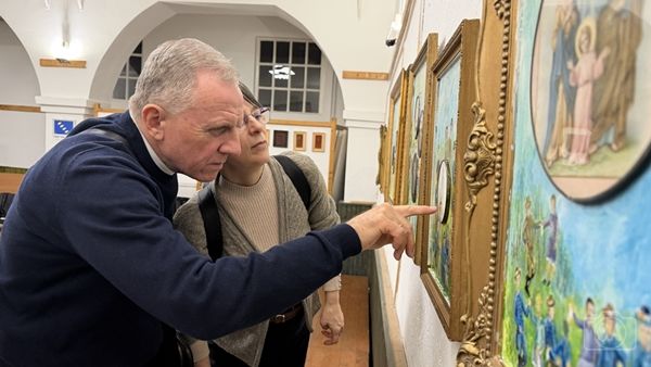 husveti_meglepeteskiallitas_20260324_ck_002