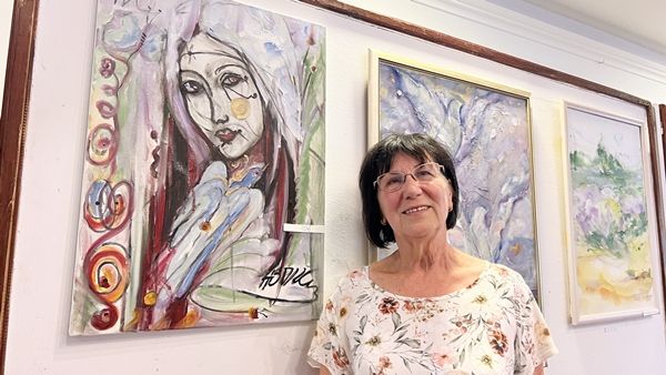 Tárlatvezetéssel zárult Hódi Katalin kiállítása 