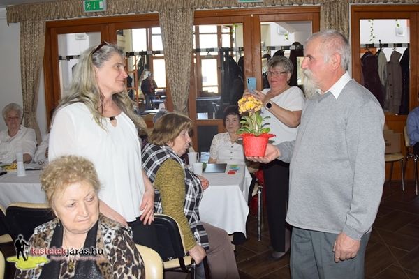 nonap_nyugdijas_klub_kistelek_202303_ck_024