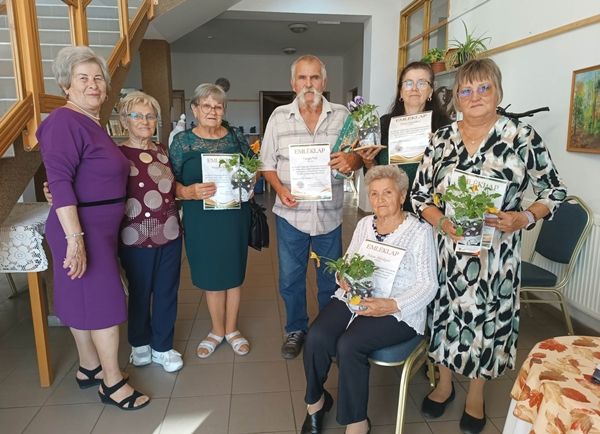 Kisteleki nyugdíjasokat is kitüntettek Szegváron az Idősek Világnapja alkalmából