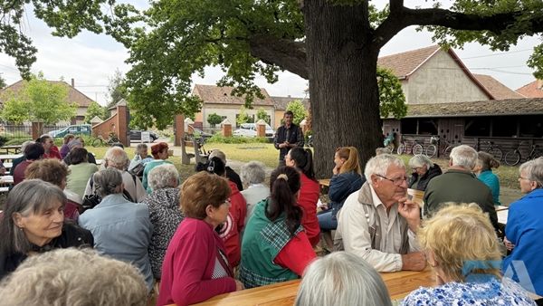 szalma_gyertya_kiallitas_kistelek_20260604_ck_009